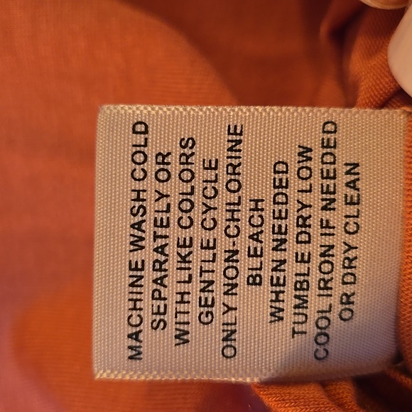 Philosophy VNeck Twist Front top - Picture 8 of 10